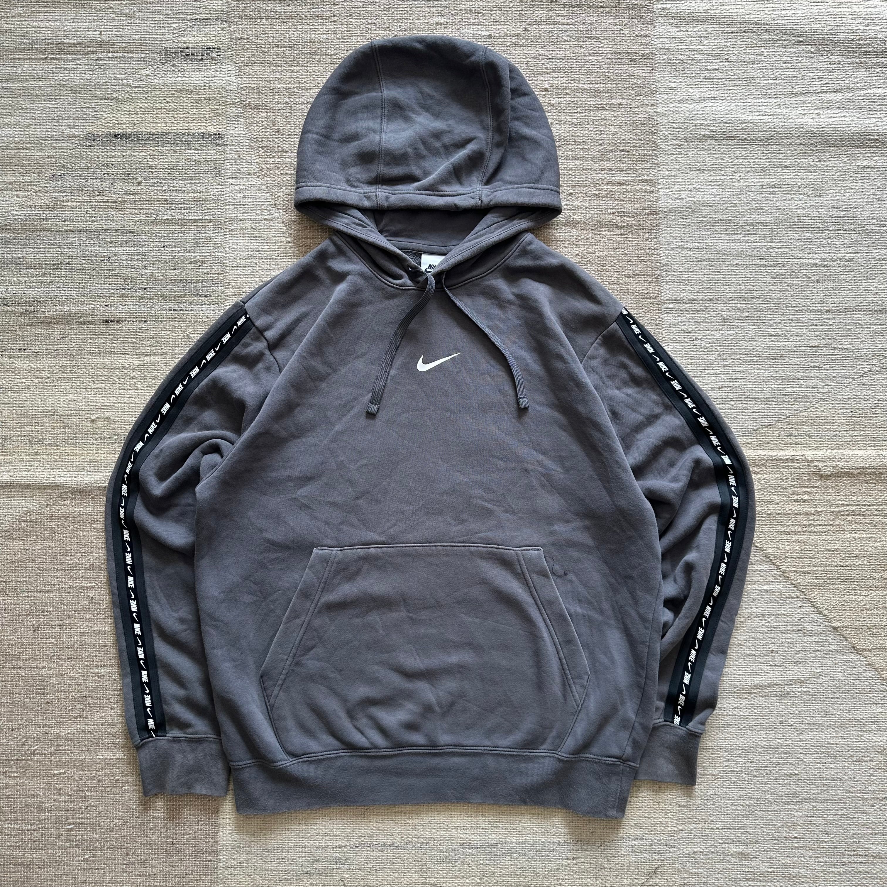 nike center swoosh hoodie mens