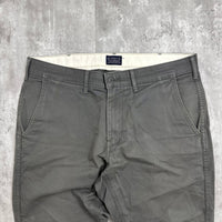 Levis Pants - W33