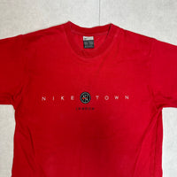 90’s Nike Town T-Shirt - Small