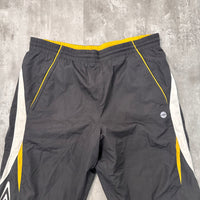 Umbro Shorts - Medium