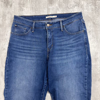 Levis Women’s Jeans - W32