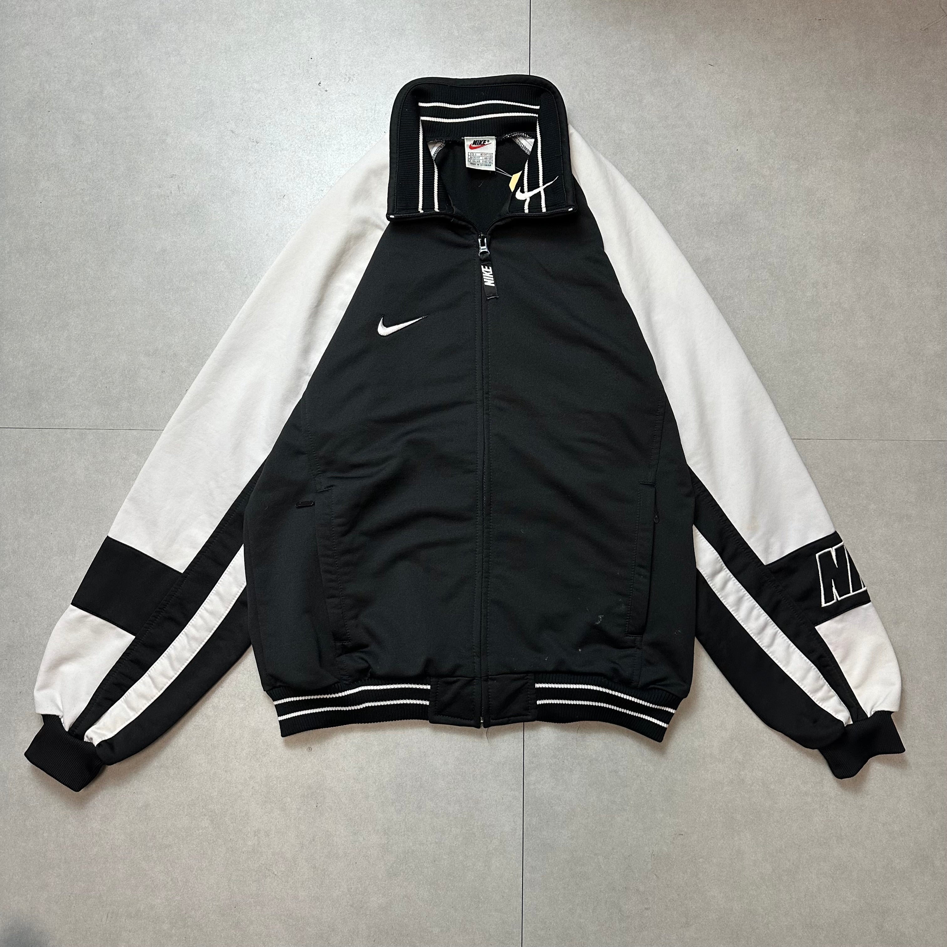 Nike jacket small online