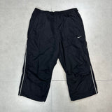 Nike Early 2000’s 3/4 Pants - Small