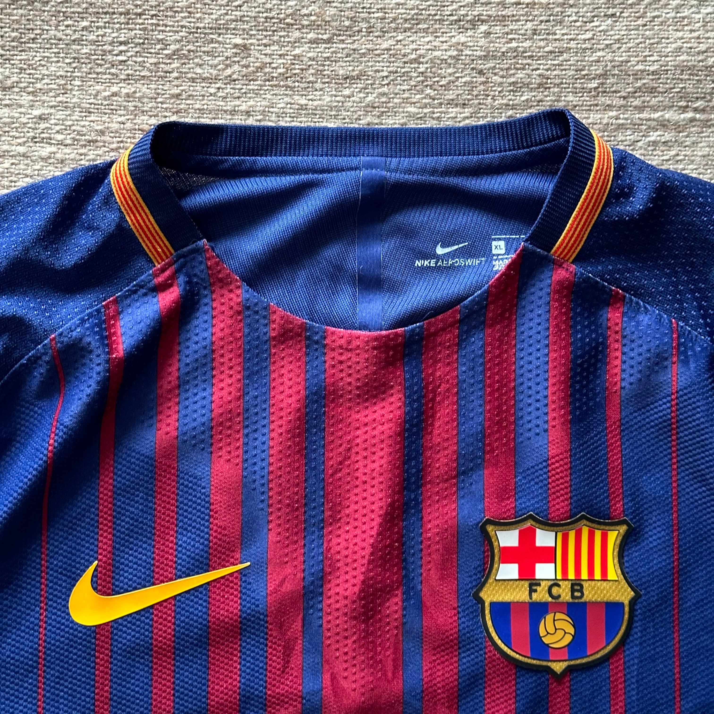 2024 Nike Barcelona 2017 jersey XL soccer