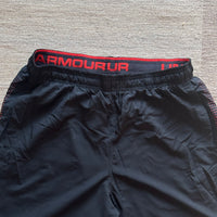 Under Armour Shorts - W32