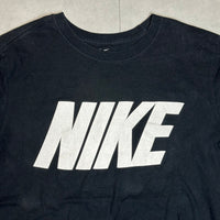Nike T-Shirt - Medium